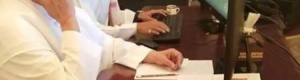 عاجل : مسئولون في حكومة الرئيس يغادرون الرياض مساء اليوم الى عدن