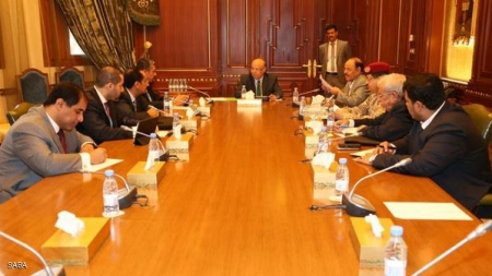 بحضور علي محسن الاحمر : اليمن.. دمج مقاتلي ‘‘المقاومة‘‘ بالقوات العسكرية