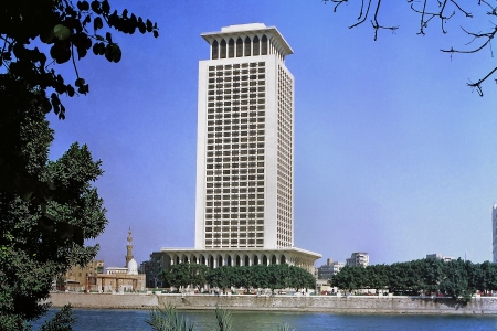 اتفاقية مع مصر لتدريب الدبلوماسيين اليمنيين
