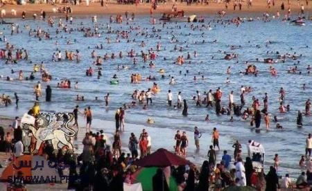 البحر.. ملجأ أهالي عدن الوحيد من حرارة الطقس وانقطاع الكهرباء