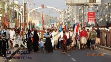 في مدينة عدن : تظاهرة بالمعلا تجدد التأكيد على خيار استقلال الجنوب