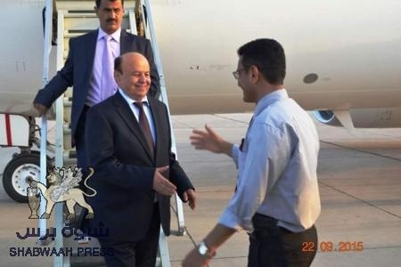 عقب يومين من عودته.. هادي يغادر عدن