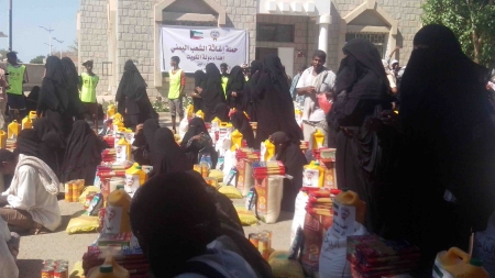 اللجنة التحضيرية للحملة الكويتية لإغاثة الشعب اليمني تبهج المواطنين في أبين