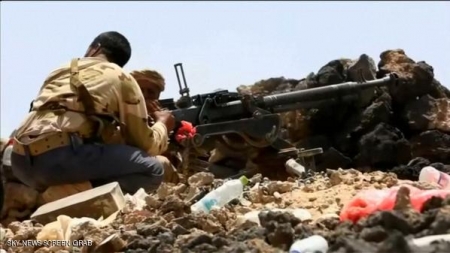 معارك عنيفة في تعز.. والحوثيون يقصفون المدنيين