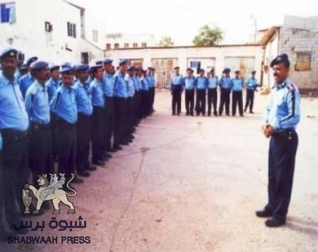 إستيعاب 800 شاب من المقاومة في مرور عدن
