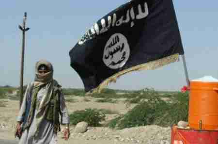 انسحاب عناصر القاعدة من أبين عقب مقتل العشرات منهم