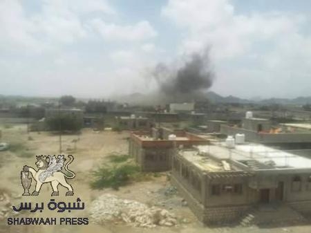 طيران التحالف العربي يقصف مواقع للقاعدة في أبين