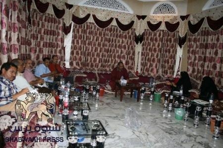 المحافظ الزبيدي يلتقي أعضاء سكرتارية المبادرة الأكاديمية لاصلاح الأوضاع بجامعة عدن