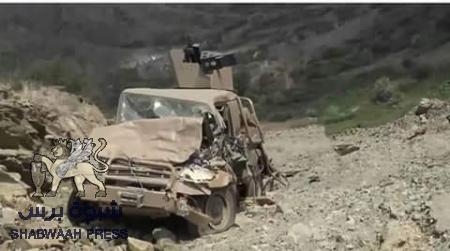 مجزرة مروعه للحوثيين وقوات صالح في جبل جالس بعد تدخل طيران الأباتشي