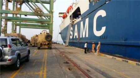 محافظة عدن تتسلم مولدات كهربائية من الإمارات لإنهاء أزمة الطاقة