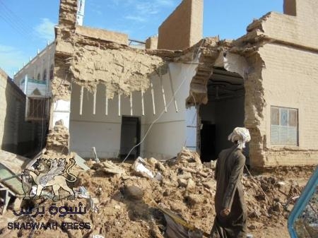 السيول تجتاح بعض المناطق بالوادي وتضرر 6 منازل  (صور)