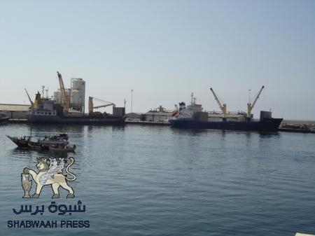 قوات النخبة الحضرمية ومكافحة الارهاب تفشل هجوما بحريا على ميناء المكلا