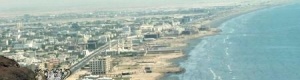 عدن معرضه لكارثة بيئية إذا استمر ضخ مياه المجاري دون معالجة  للبحر