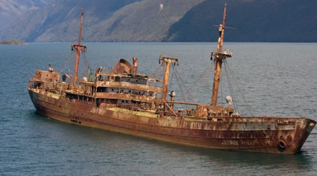 ظهور سفينة محملة بالذهب بعد اختفائها 90 عاماً في مثلث برمودا