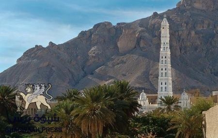 رفع مخصصات ونفقات وكلاء وادي حضرموت الخاصة إلى (15) مليون ريال شهريا