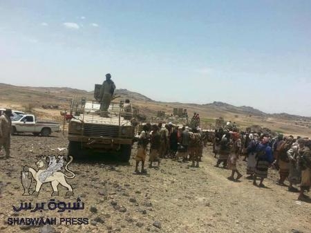 تزامناً مع إشتباكات في جبهة ثرة .. تحركات عسكرية للحوثيين في مكيراس