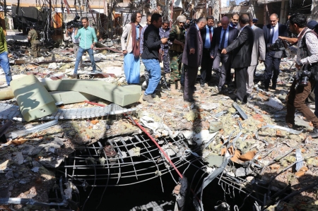 ناشطون يمنيون: قيادة الأركان الإخوانية تغدر بالتحالف