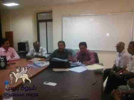 قسم الصحافة والإعلام يعقد لقاء مع الطلاب المتقدين لدرسات العليا في كلية الأداب .