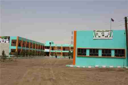 الهلال الأحمر الإماراتي يواصل اعمال ترميم وتأهيل 18 مدرسة بالضالع