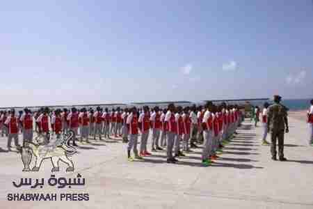 قوات التحالف العربي تبدأ برنامج التدريب والتأهيل لأفراد الحزام الأمني في المناطق المحررة