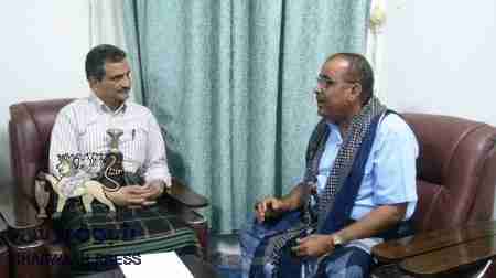 محافظ شبوة يوجه بسرعة إستئناف ضخ المياه من حقل الشبيكة