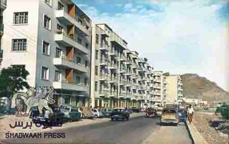 اشتباكات بالأسلحة المتوسطة للسيطرة على معسكر 20 يونيو بكريتر