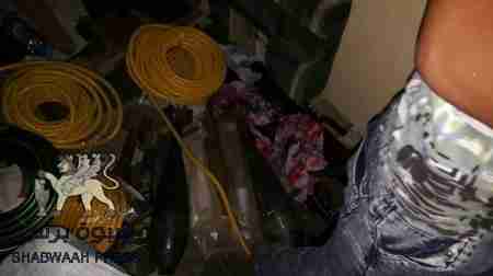 امن عدن يداهم وكرا ارهابيا شمال عدن وضبط كميات من المتفجرات والقنابل