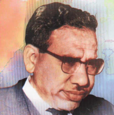 الأديب المبدع علي أحمد باكثير ومؤلفاته :