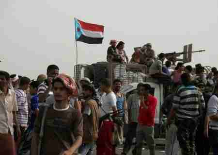 أحد قادة المليشيات: جميع من يواجهوننا على حدود الساحل جنوبيون ولا وجود لأي شمالي