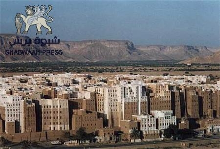 الشاعر العمودي : حضرموت ‘‘خط احمر‘