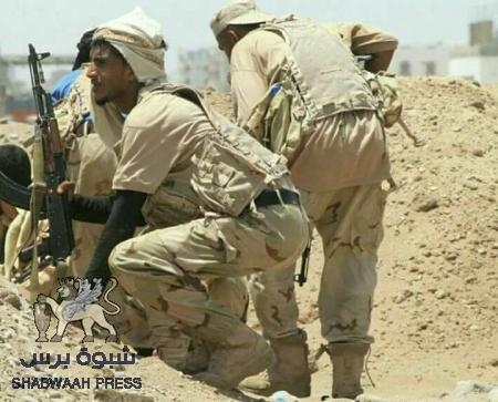 معارك شرسة على مشارف المخأ وسقوط أربعة شهداء من المقاومة الشعبية