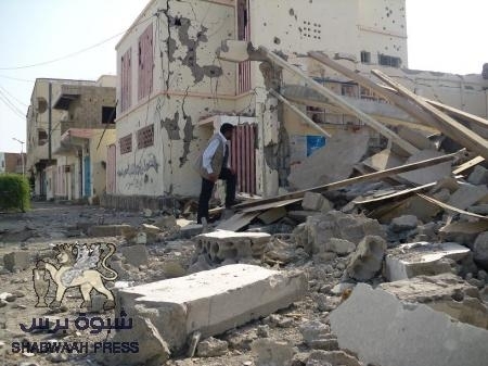 دعوات لوقفة احتجاجية تطالب بإنقاذ أبين قبل سقوطها بيد عناصر الإرهاب