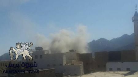 مقتل طفل في مديرية عسيلان نتيجة سقوط قذيفة حوثية على منزل أسرته