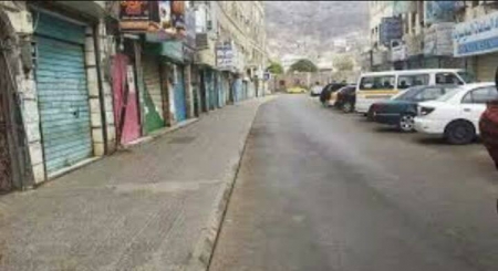 تجار الجملة يلوحوا بتوقيف البيع وخبير اقتصادي يدعو الى تدخل المركزي