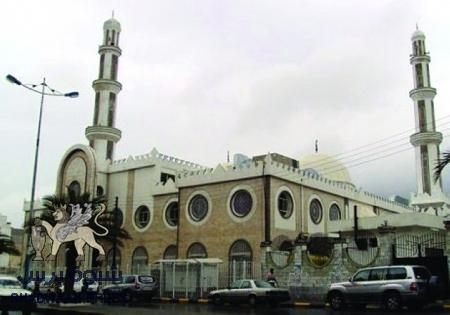 تغيير خطيبي مسجدين في عدن بعد القاءهم خطب تحريضية ضد المؤسسة الأمنية