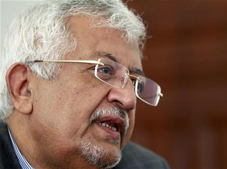 ياسين سعيد نعمان يصاب بالزهايمر ويعفي حزب الاصلاح من جرائمه في الجنوب