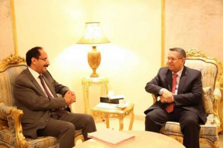 الموظفين يموتون جوعا بدون رواتب : ‘‘بن دغر‘‘ في رحلة استجمام الى المغرب العربي