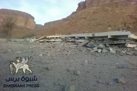 صحفي حضرمي يحذر أهالي دوعن. .. ويدعوهم للتعاون