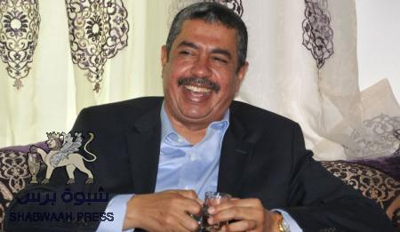 مصدر خاص لـ ‘‘شبوه برس‘‘ بحاح في جدة لعقد لقاءات سياسية .
