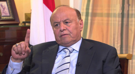 كاتب عربي شهير : هادي لا يمتلك شرعية شعبية في مسقط رأسه , ورغبة ابناء الجنوب لا احد يستطيع الوقوف بوجهها