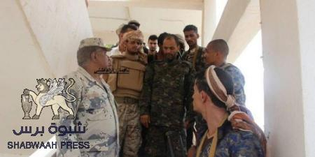 اللواء شلال شائع يقوم بزيارة الى جرحى كتائب الحزم