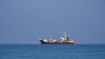 مصافي عدن والتاجر العيسي يتسببون بأزمة مشتقات نفطية خانقة بعدن