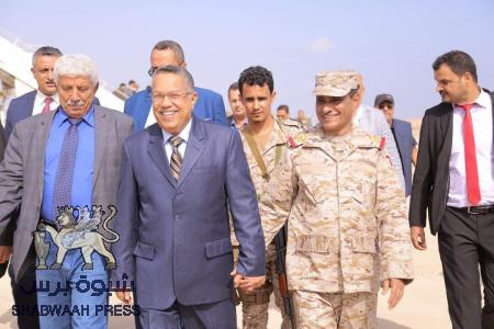 سياسي حضرمي : ‘‘بن دغر‘‘ قدم إلى حضرموت ليستولى على الشحنة الثانية من نفطها