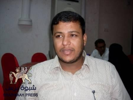 مدير مكتب هادي ‘‘العليمي‘‘ : الجنوبيون مدمنوا خمور ومسكرات
