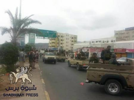 ميليشيا بن دغر والميسري تنسحب من جولة كالتكس والجنوبيون يزحفون على الأقدام إلى ساحة العروض