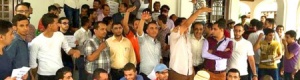 موظفو الملحقية الثقافية بالهند يستثمرون رسوم طلاب اليمن