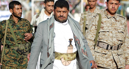 قيادي في المجلس الانتقالي الجنوبي : قيادات عسكرية تابعة للحكومة تهرب الأسلحة إلى ‘‘أنصار الله‘‘
