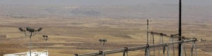 صنعاء ‘‘المحاصرة‘‘ تطمأن مواطنيها بتوفر الوقود وعدن المحررة عاجزة .!!