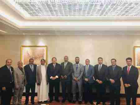 قيادات المجلس الانتقالي تلتقي بالرئيس الاسبق علي ناصر محمد