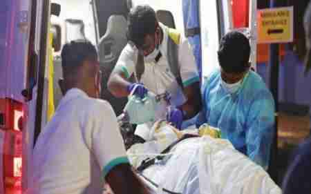 &lsquo;&lsquo;خليفة الإنسانية&lsquo;&lsquo; تنقل 17 مصابا من أبناء سقطرى للعلاج في مستشفيات الإمارات